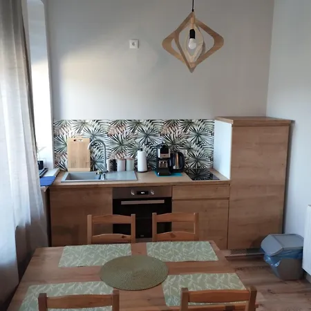 Διαμέρισμα 103 *